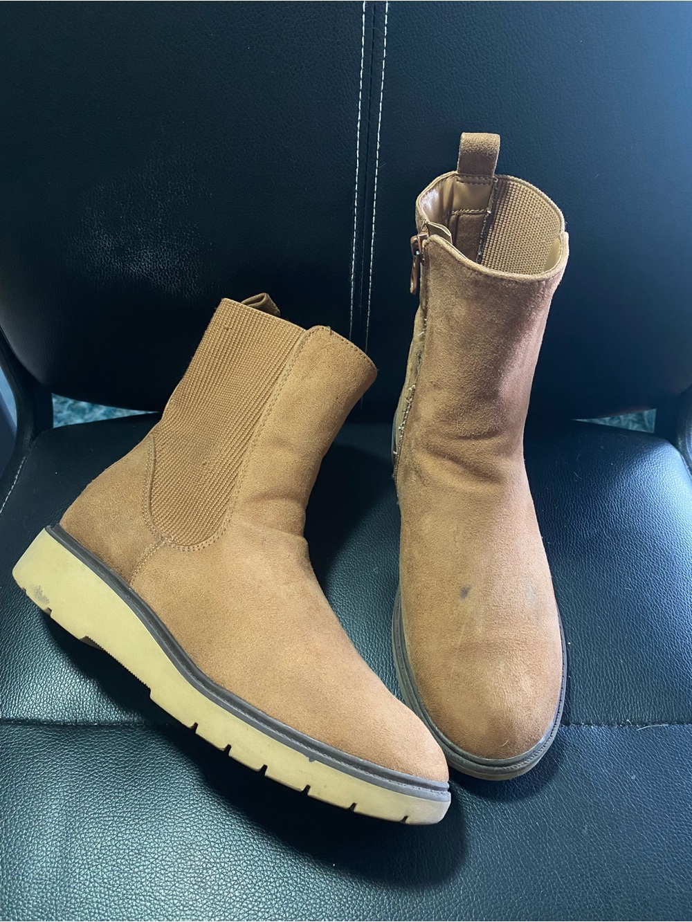 Art Class Kids Tan Suede Chelsea Boots Casual Slip-On Ankle Boots Size 3